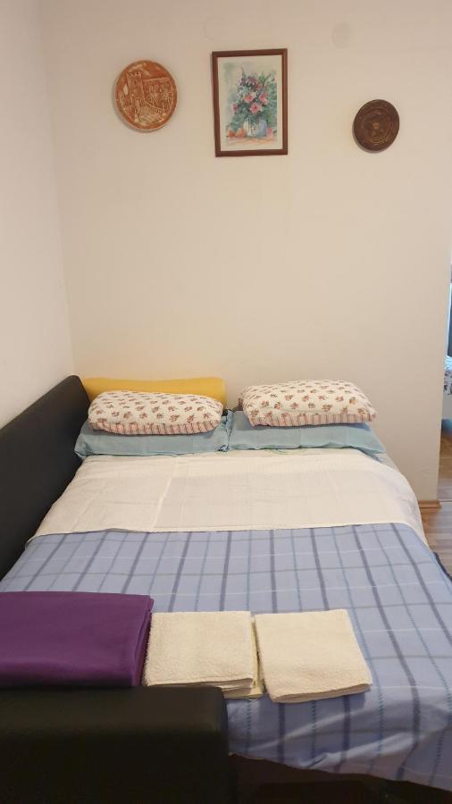 Appartamento Oaza Ražanac Esterno foto