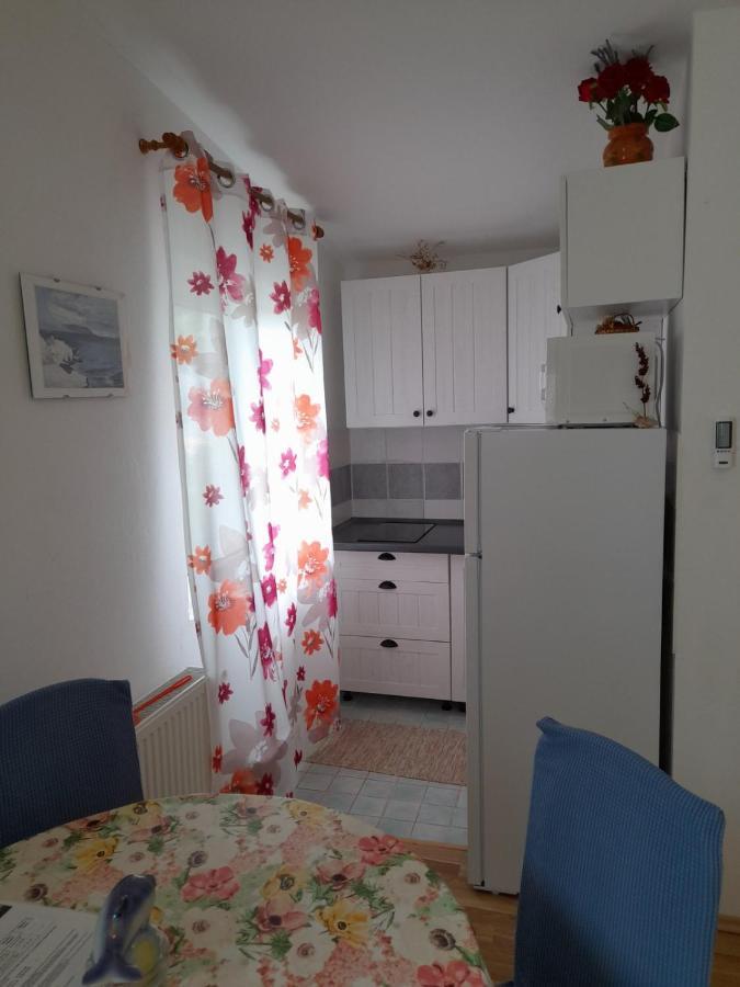 Appartamento Oaza Ražanac Esterno foto
